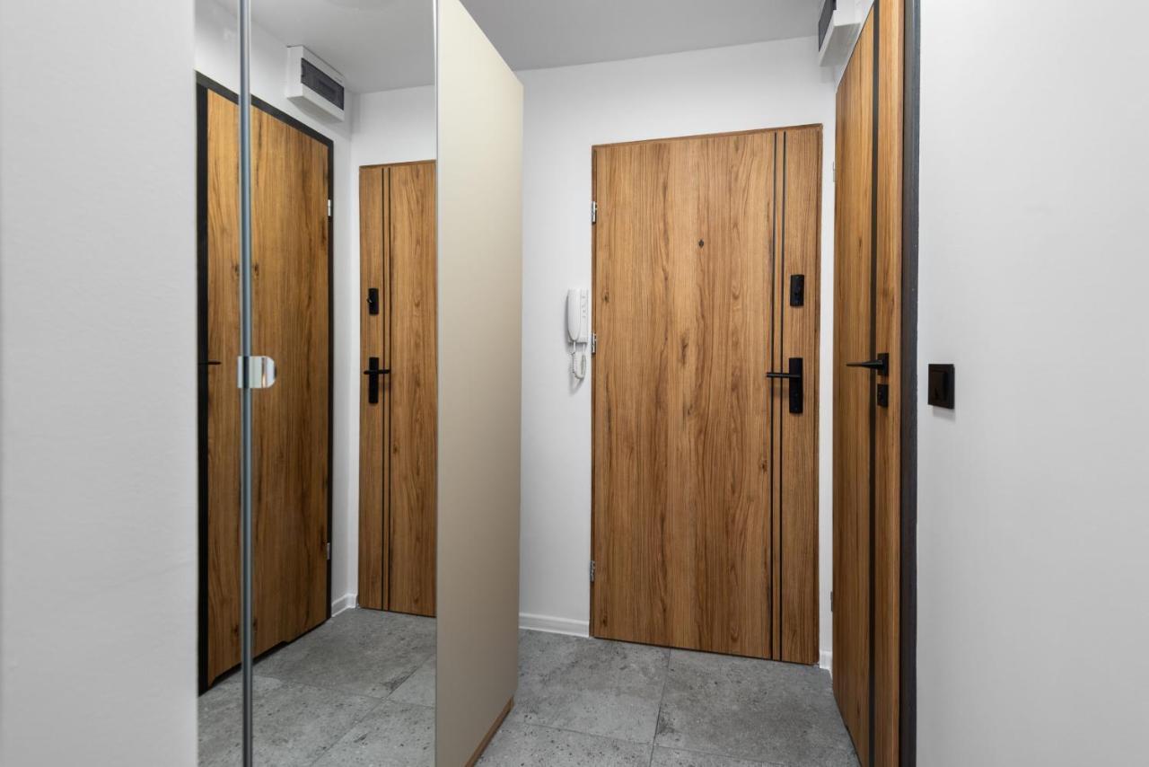 Kairos Apartments - Silver - Darmowy Parking, Scisle Centrum Gliwice Bagian luar foto