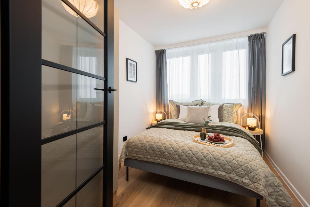 Kairos Apartments - Silver - Darmowy Parking, Scisle Centrum Gliwice Bagian luar foto