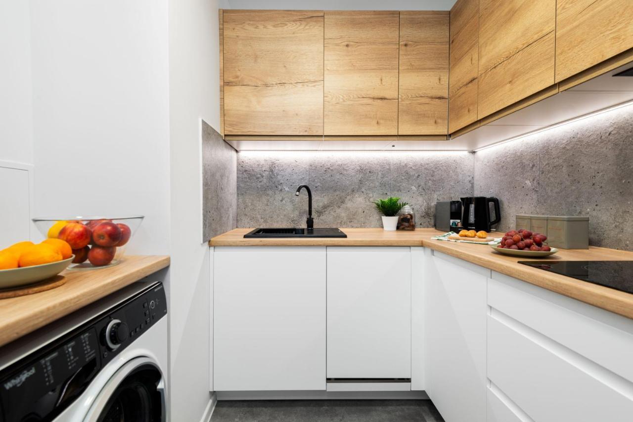 Kairos Apartments - Silver - Darmowy Parking, Scisle Centrum Gliwice Bagian luar foto