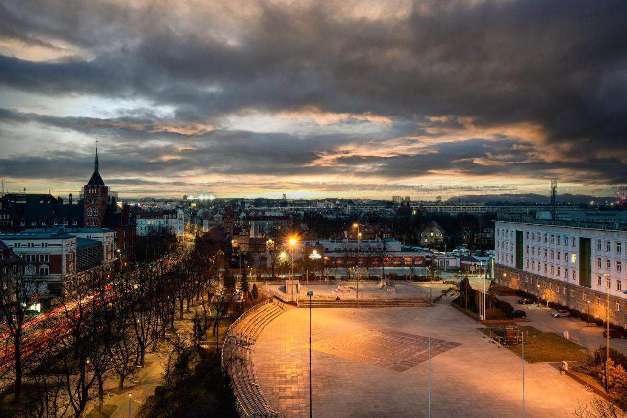 Kairos Apartments - Silver - Darmowy Parking, Scisle Centrum Gliwice Bagian luar foto