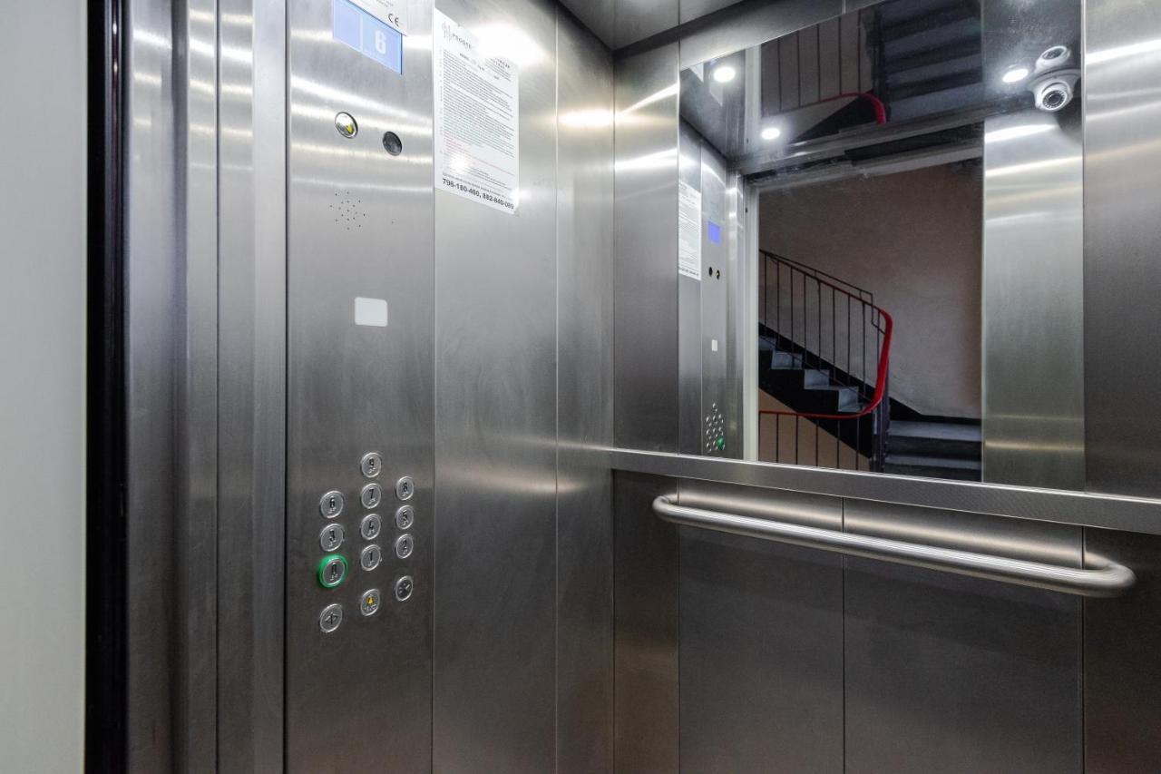 Kairos Apartments - Silver - Darmowy Parking, Scisle Centrum Gliwice Bagian luar foto